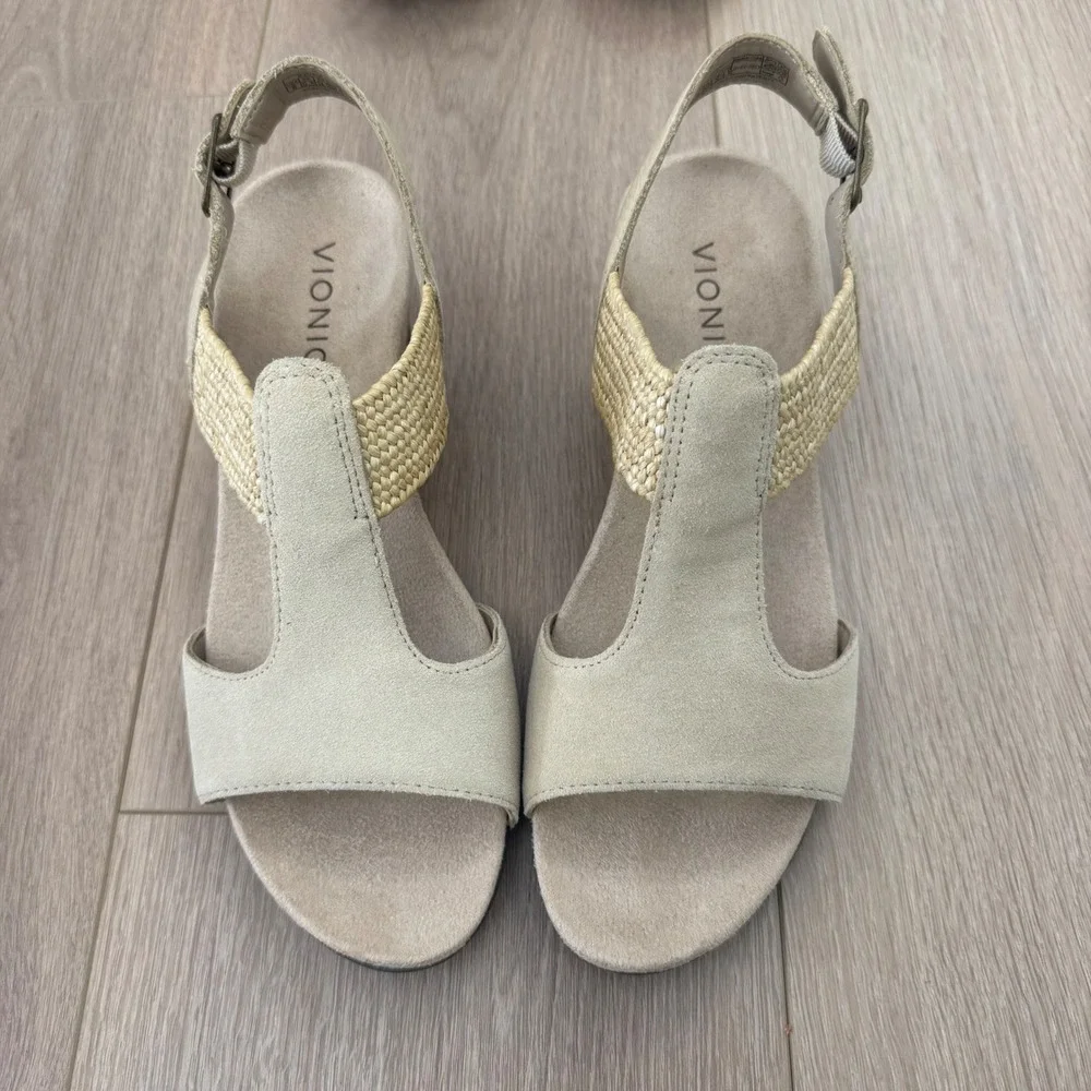 Vionic Kaytie Wedge Sandals Cream Tan T-Strap Cork Heel Women 8